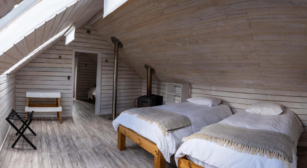 Refugio Valle Leones Villa Puerto Tranquilo Ngoại thất bức ảnh